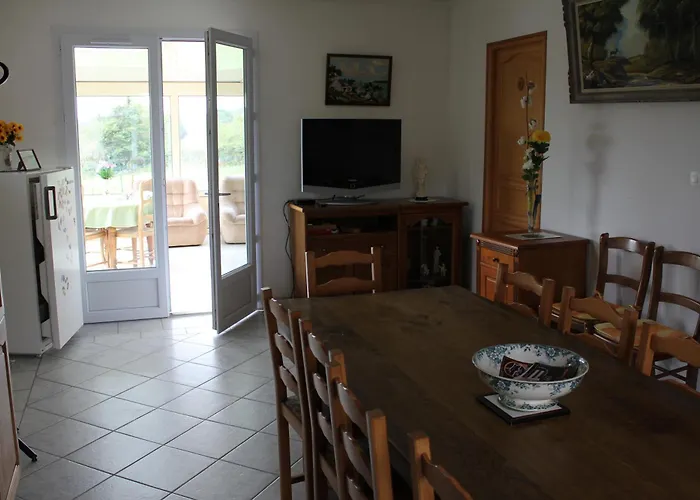 בית הארחה D'hotes Chez Rejane Crasville (Manche)